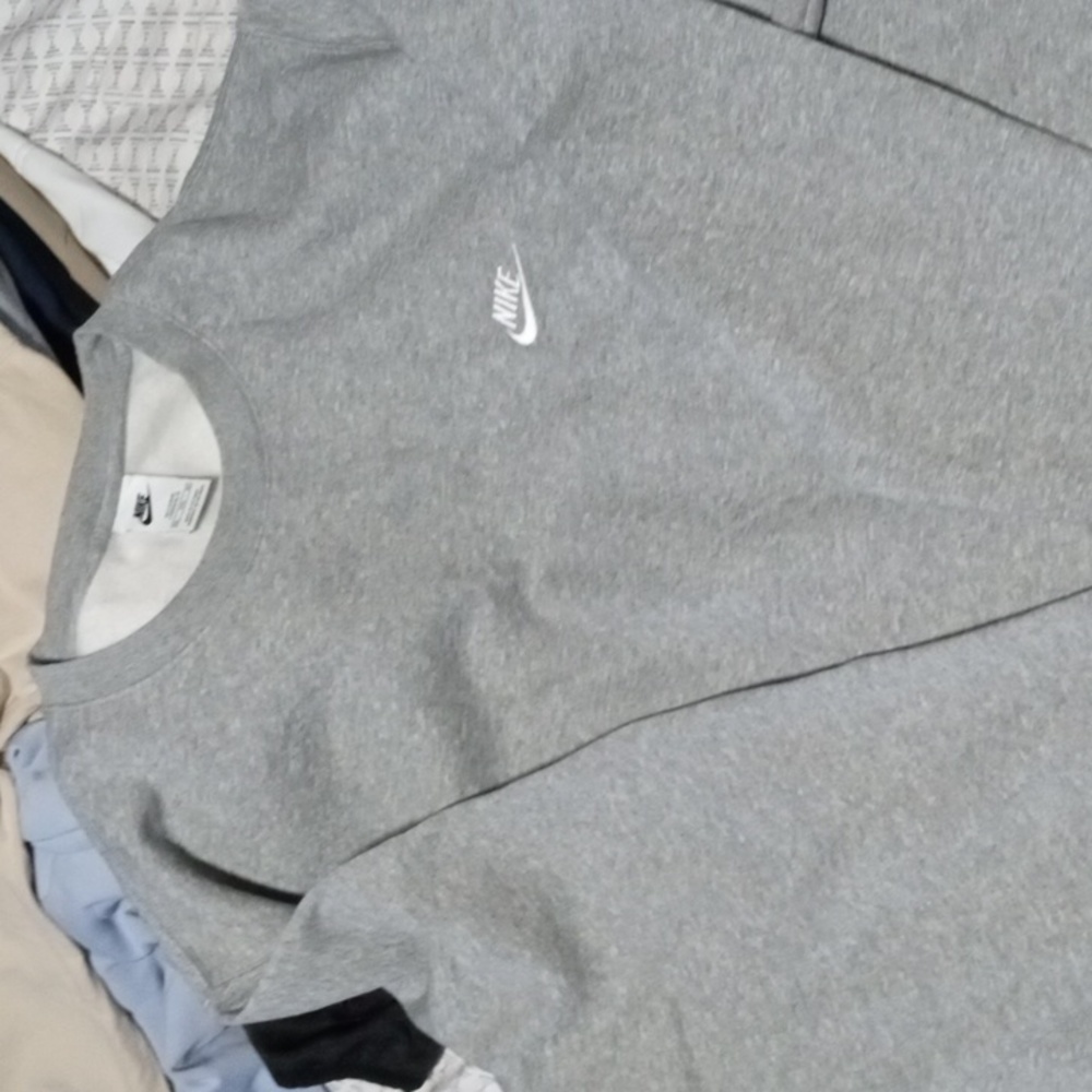Nike sweatshirt